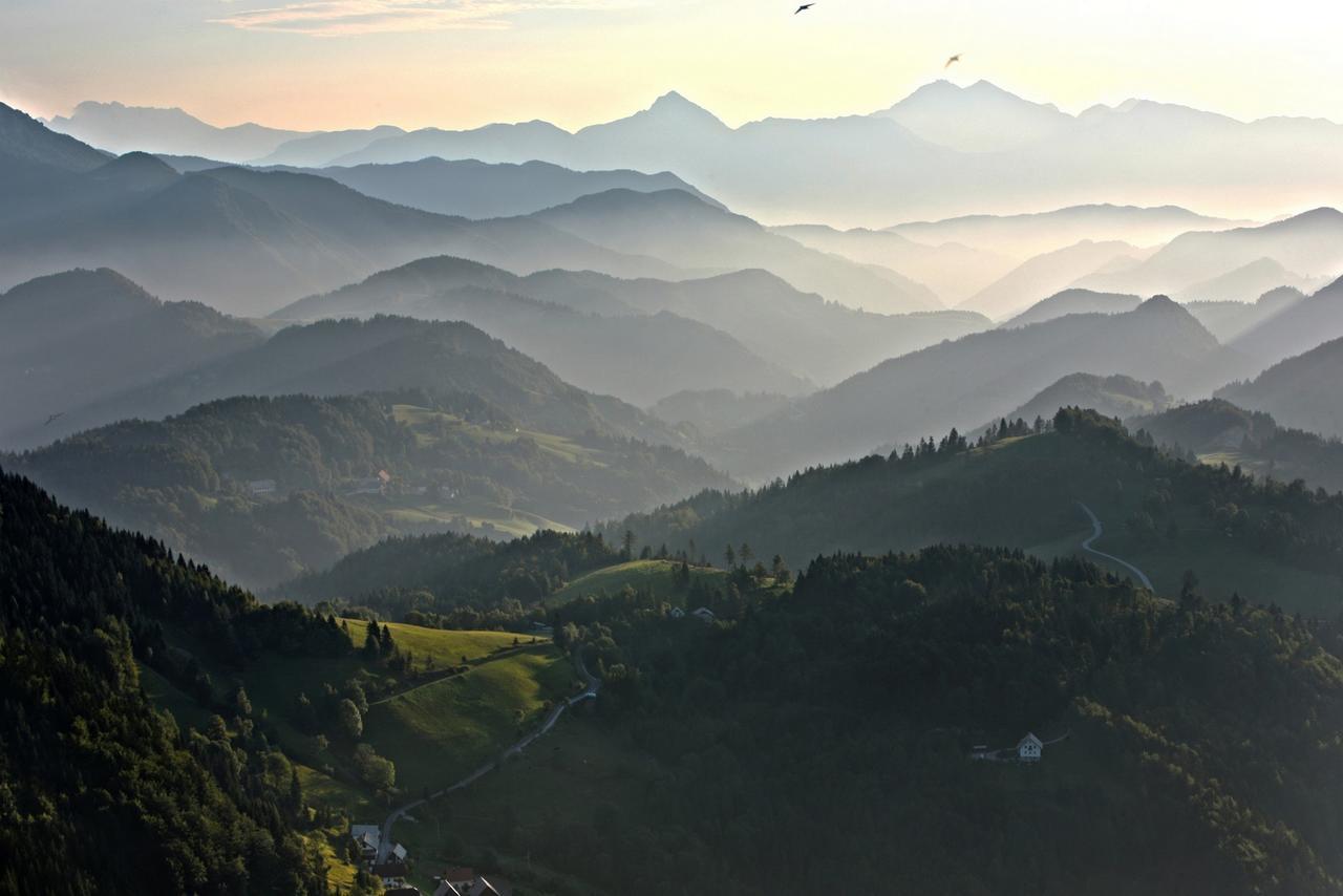 Prenocisca Cerkno Hostel Exterior photo