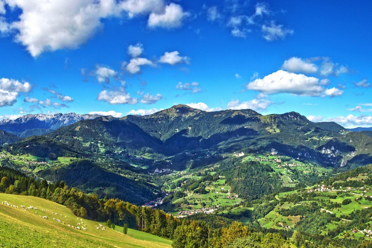Prenocisca Cerkno Hostel Exterior photo
